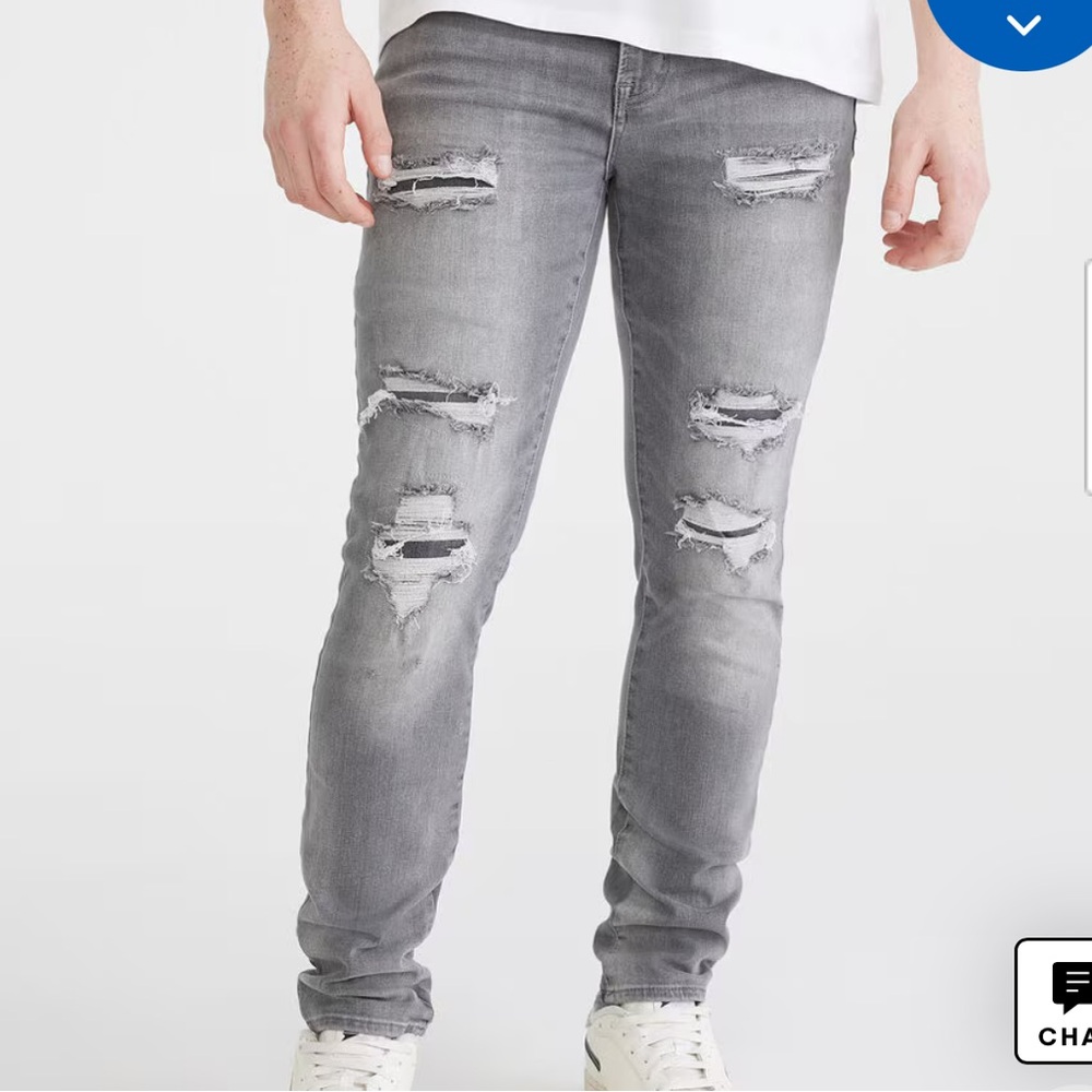Men's Black Distressed Skinny Jeans
NWT